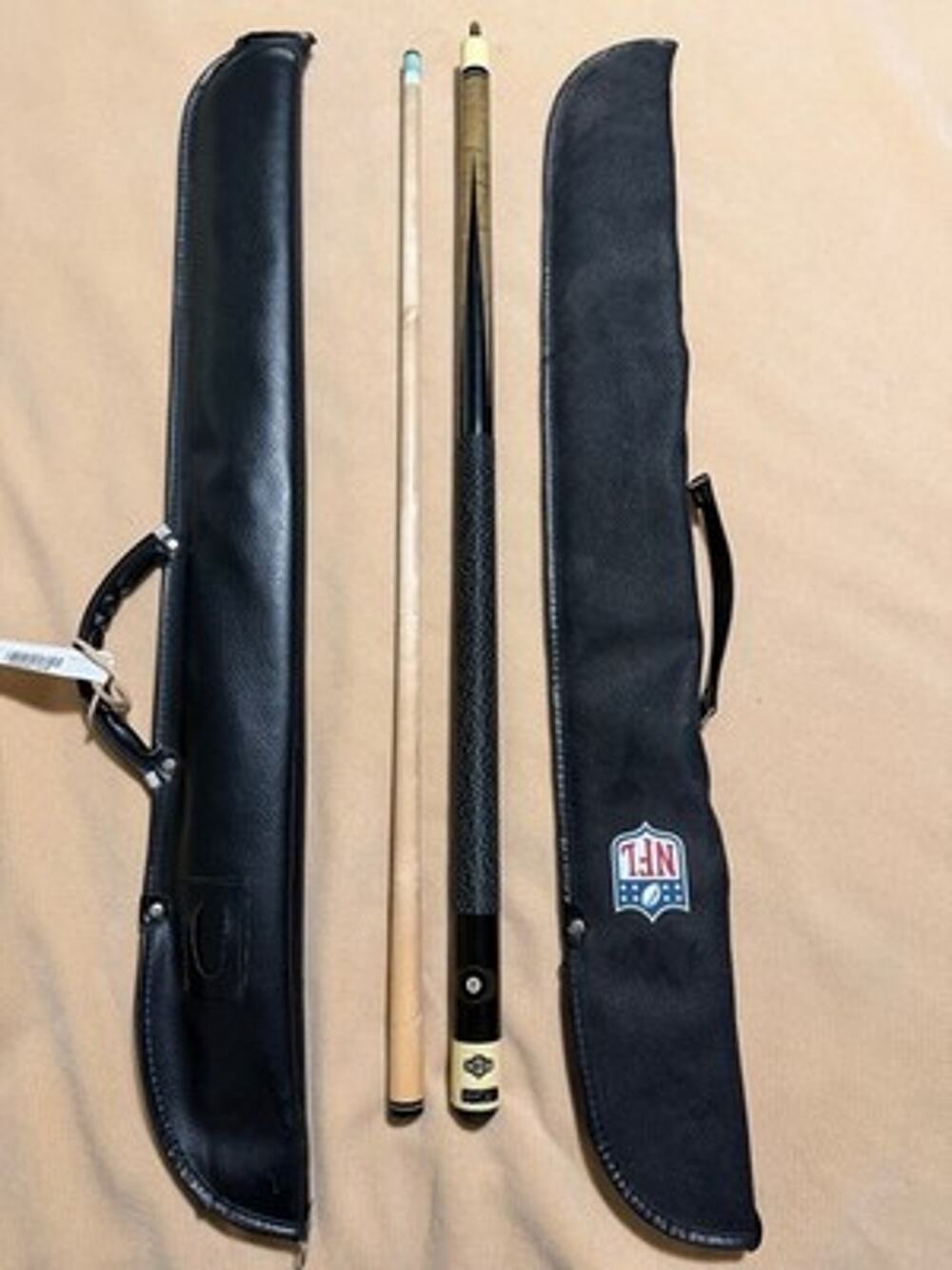 CREST 2 Piece Pool Cue Stick 20oz 8 Ball Inlay W/ Added Grip & 2 Soft Cases VTG